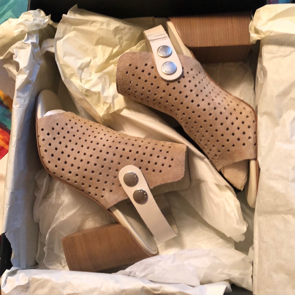 Rag & Bone Leigh sandals new in box.